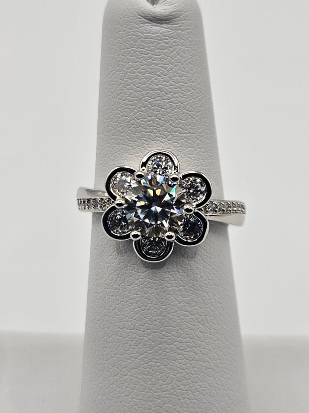 Moissanite Flower Cluster Engagement Ring S925 Silver Size 9